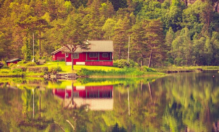 Lake House