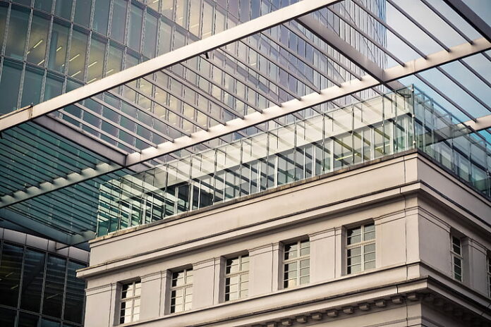 Cantilevered Sunshades