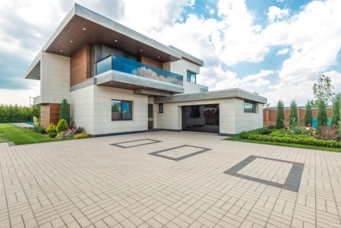 Interlocking Driveways