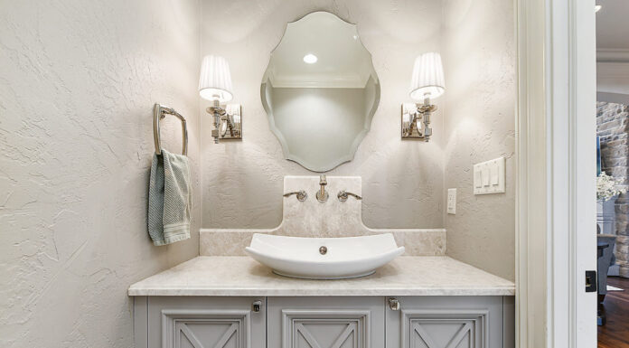 How to Keep Bathroom Mirrors Streak-Free Bathroom Mirrors