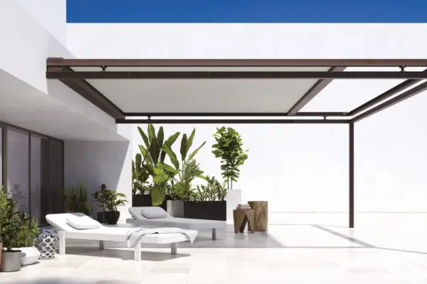 Understanding Cantilevered Sunshades: A Smart Solution for Sun Protection 
