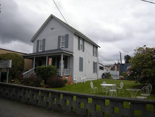 Edmonds Homes
